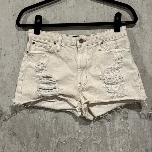 BDG Women's 26 Cream Essential High Rise Cutoff Distressed Jean Shorts Summer - Picture 1 of 8